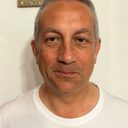 Toni Mora Núñez